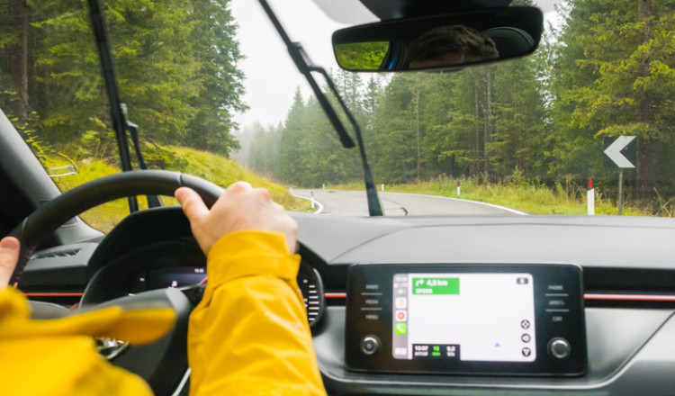 Android auto : comment l’installer dans votre voiture